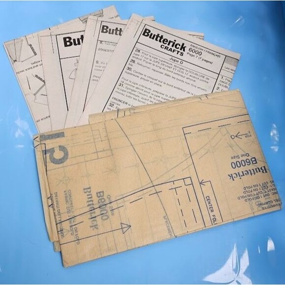 UNCUT RETRO '56 BUTTERICK B6000-18" GIRL DOLL CLOTHES SEWING PATTERN-6 OUTFITS - Picture 3 of 3